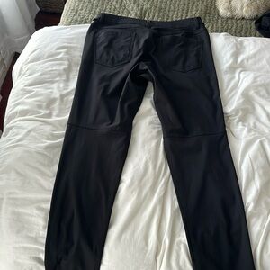 Men’s Lululemon Pants